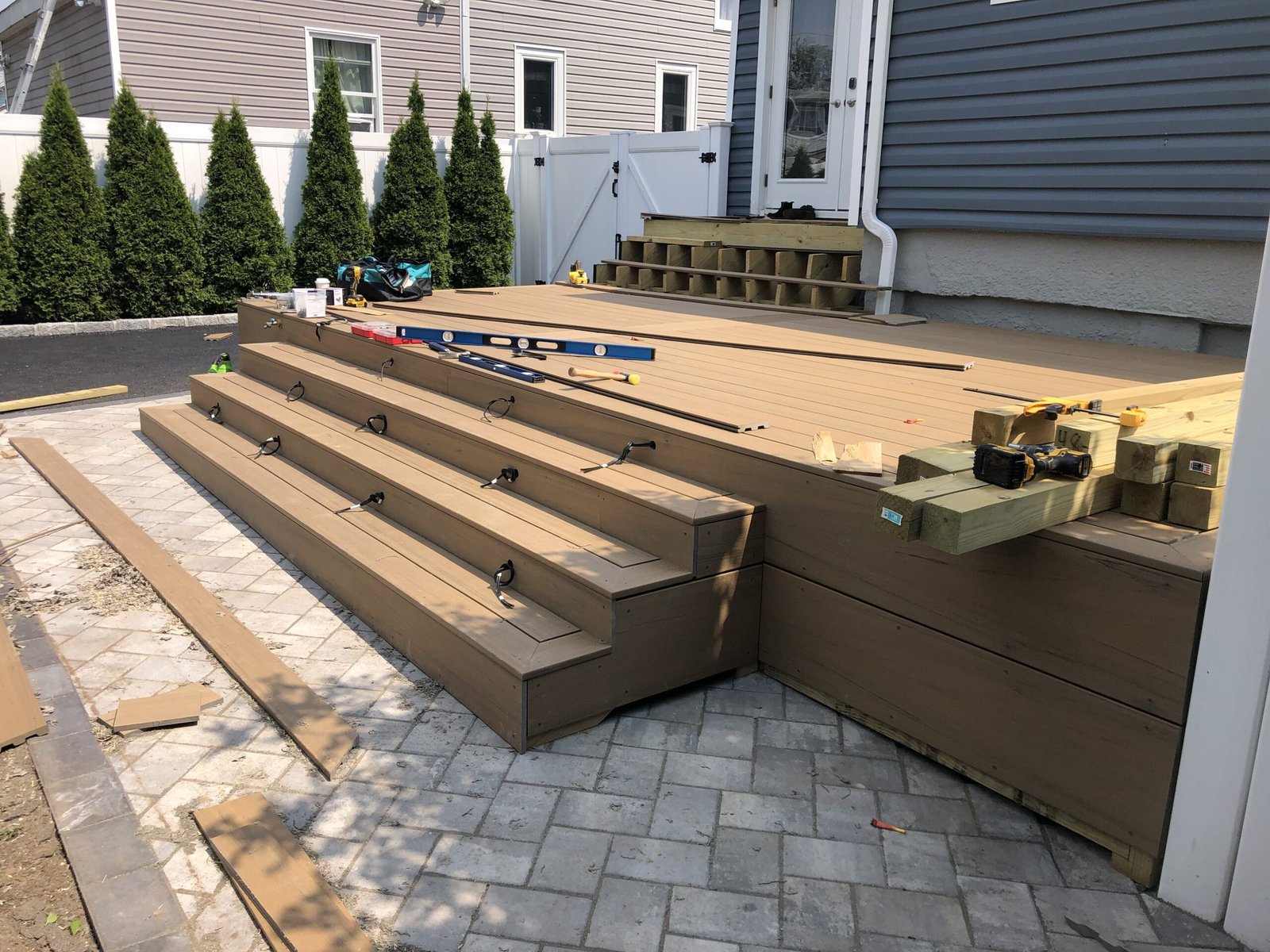 Deck Construction Trends for 2025: Build Your Dream Outdoor Space